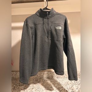 Northface pull over